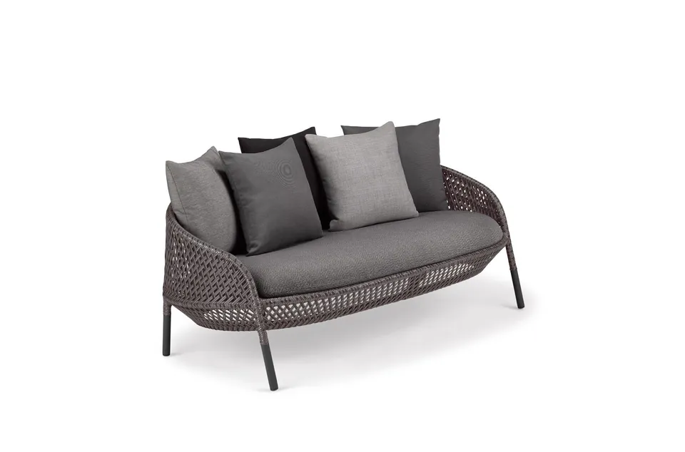Dedon Ahnda 2-seater, studio photo