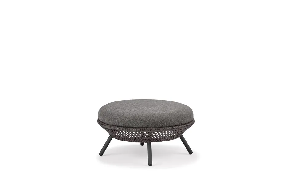Dedon Ahnda footstool, studio photo