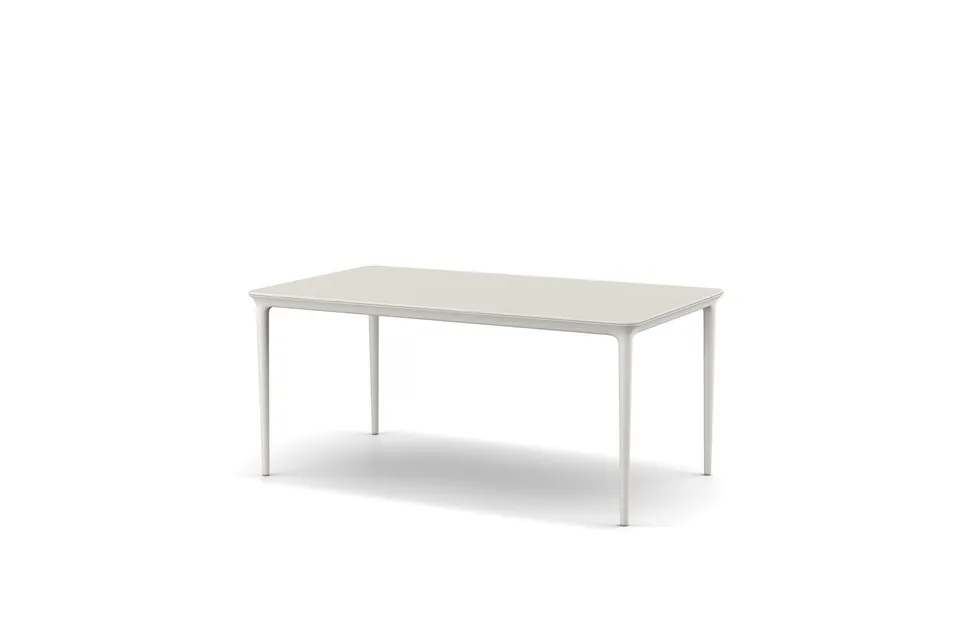 Dedon Bellmonde dining table m, studio photo