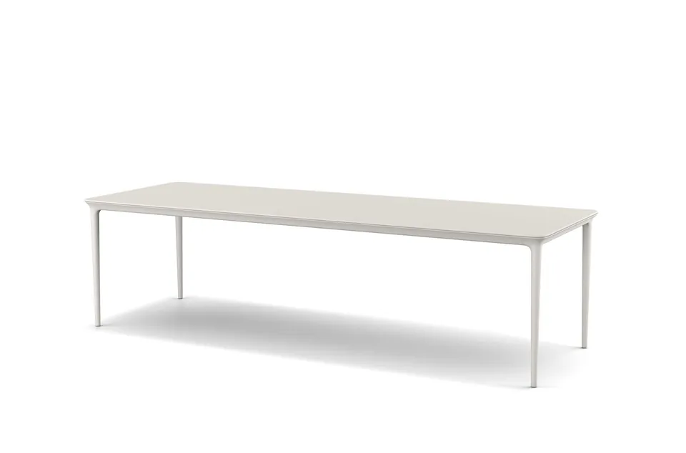 Dedon Bellmonde dining table xl, studio photo