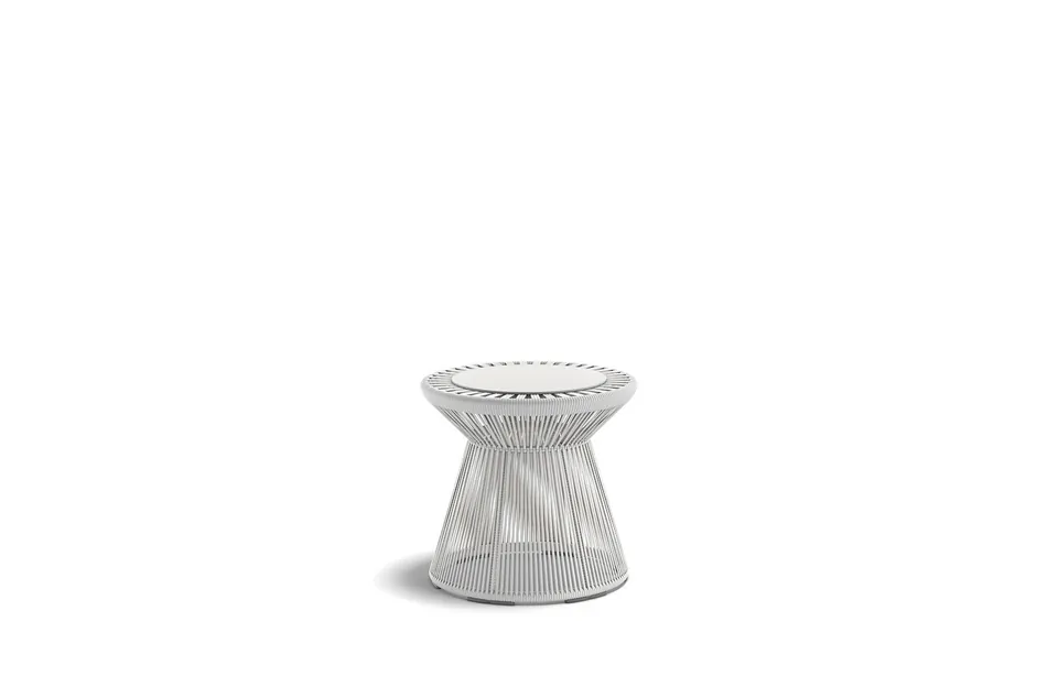 Dedon Cirql Nu side table, studio photo