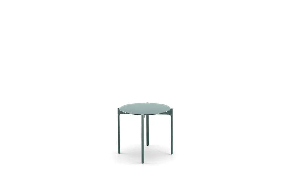Dedon Izon side table 55, studio photo