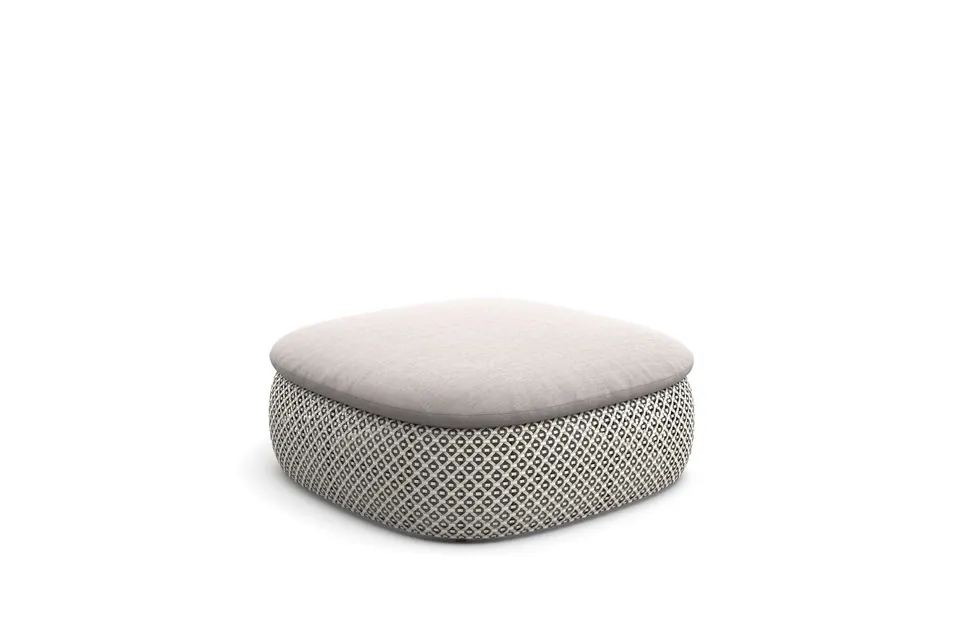 Dedon Mdear footstool, studio photo
