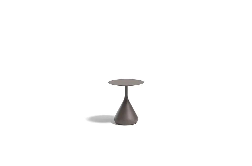 Dedon Satellite side table 40 cm, studio photo
