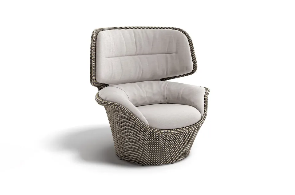 Dedon Seashell Grand wing chair, studio photo