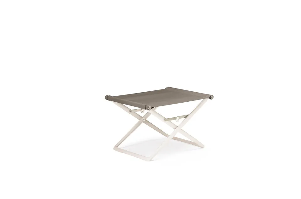 Dedon Seax footstool lipari frame, studio photo